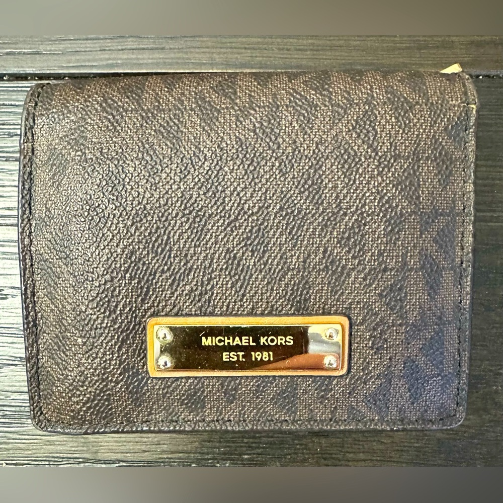 Michael Kors Folding Wallet